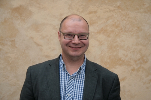 Polemiikki-uutiset – Professori Jari Stenvall: Kuntauudistuksen tavoitteet madaltuneet ohjelmapuheista huolimatta