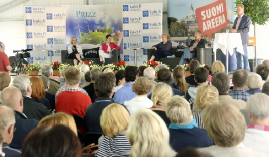 Sote-tilanteesta keskusteltiin Suomi Areenassa: Kansalaiset uskovat palvelujen huonontuvan