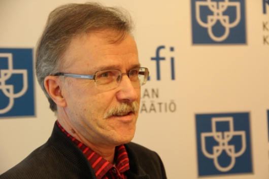 Yrjö Hakanen uutuuskirjassaan: Pääomaverotus EU:n keskitasolle – valtiolle ja kunnille lisää 4 miljardia