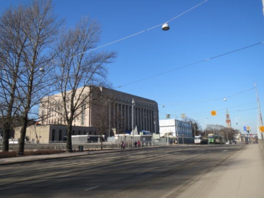 Ministereitä vähemmän – ohjelma yleispiirteiseksi