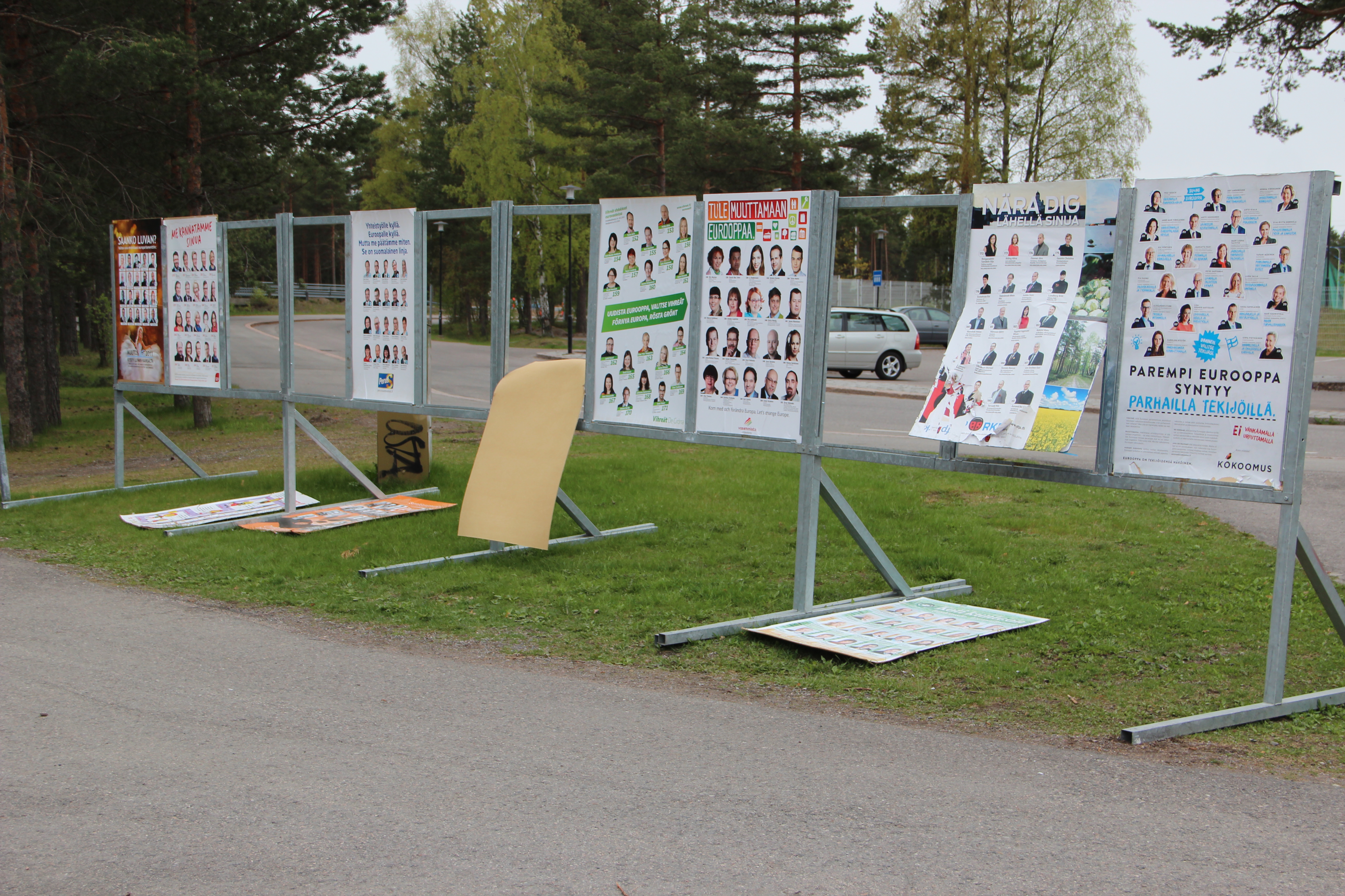 Kansalaiset eivät luota päättäjiin