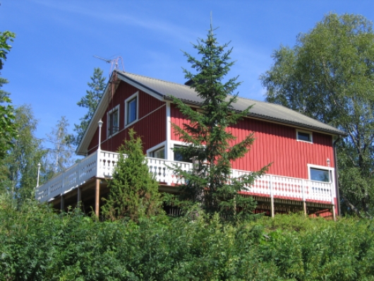 Suomalaiset tylyttävät tiivistä, kaupunkimaista asumista