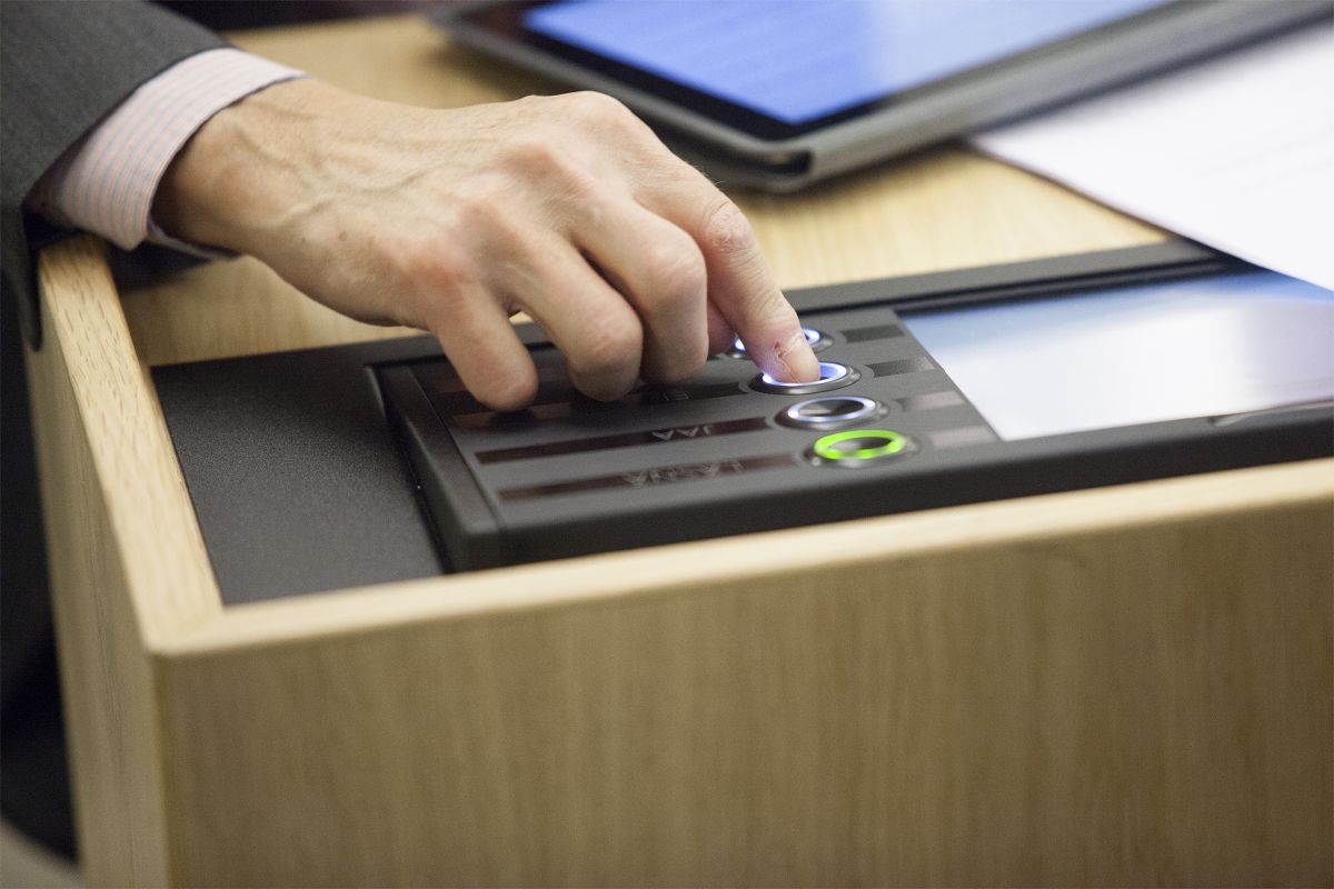 SDP ja Kokoomus suosituimmat hallituspuolueet