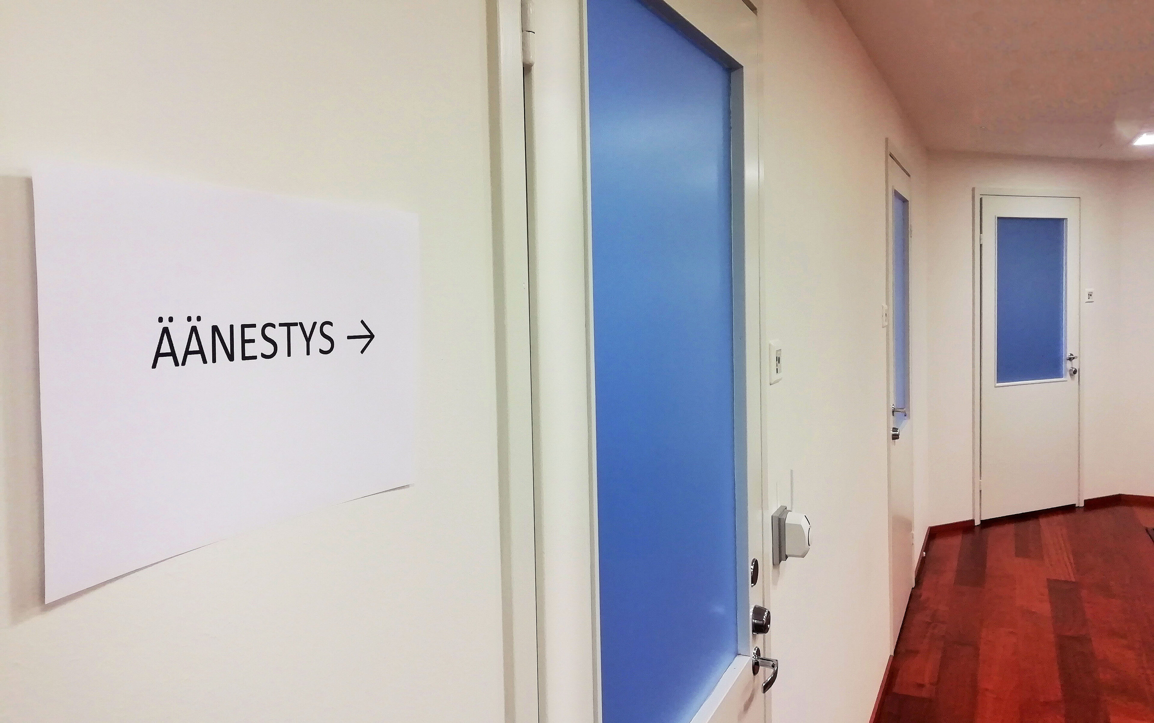 Kolme viidestä äänestää varmasti – puolue ehdokasta tärkeämpi