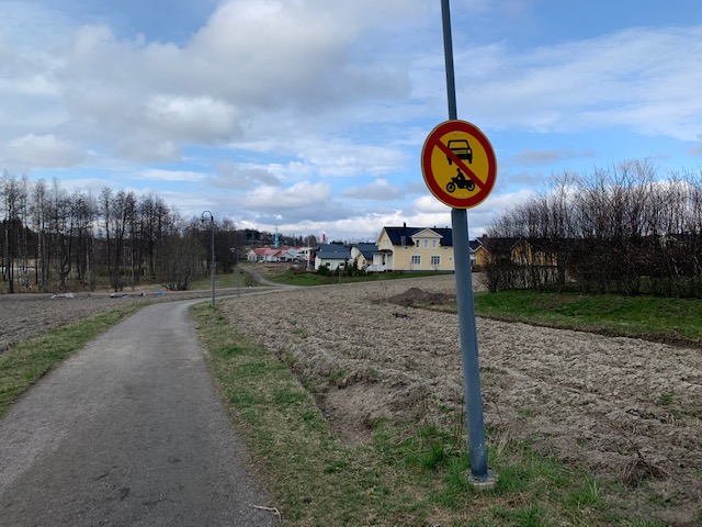 Joka toinen suhtautuu kielteisesti muuttoliikkeeseen kohti etelää ja kaupunkikasvukeskuksia
