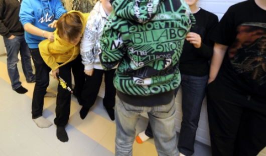 Koulukiusaaminen loppuu harvoin – oikeusjärjestelmästä ei apua