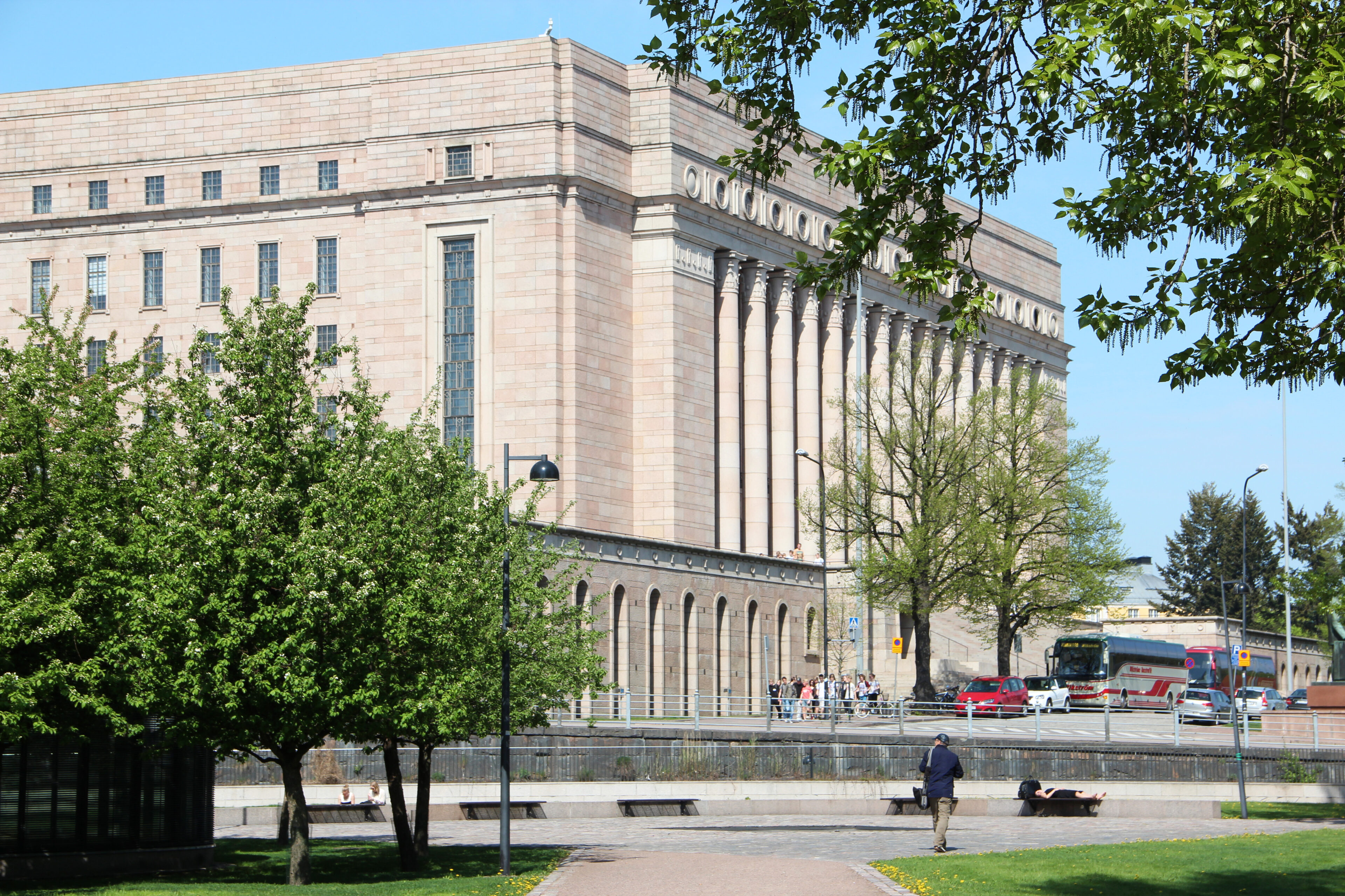 Kokoomus kyvykkäin puolue – SDP ja Keskusta kolmen kärjessä