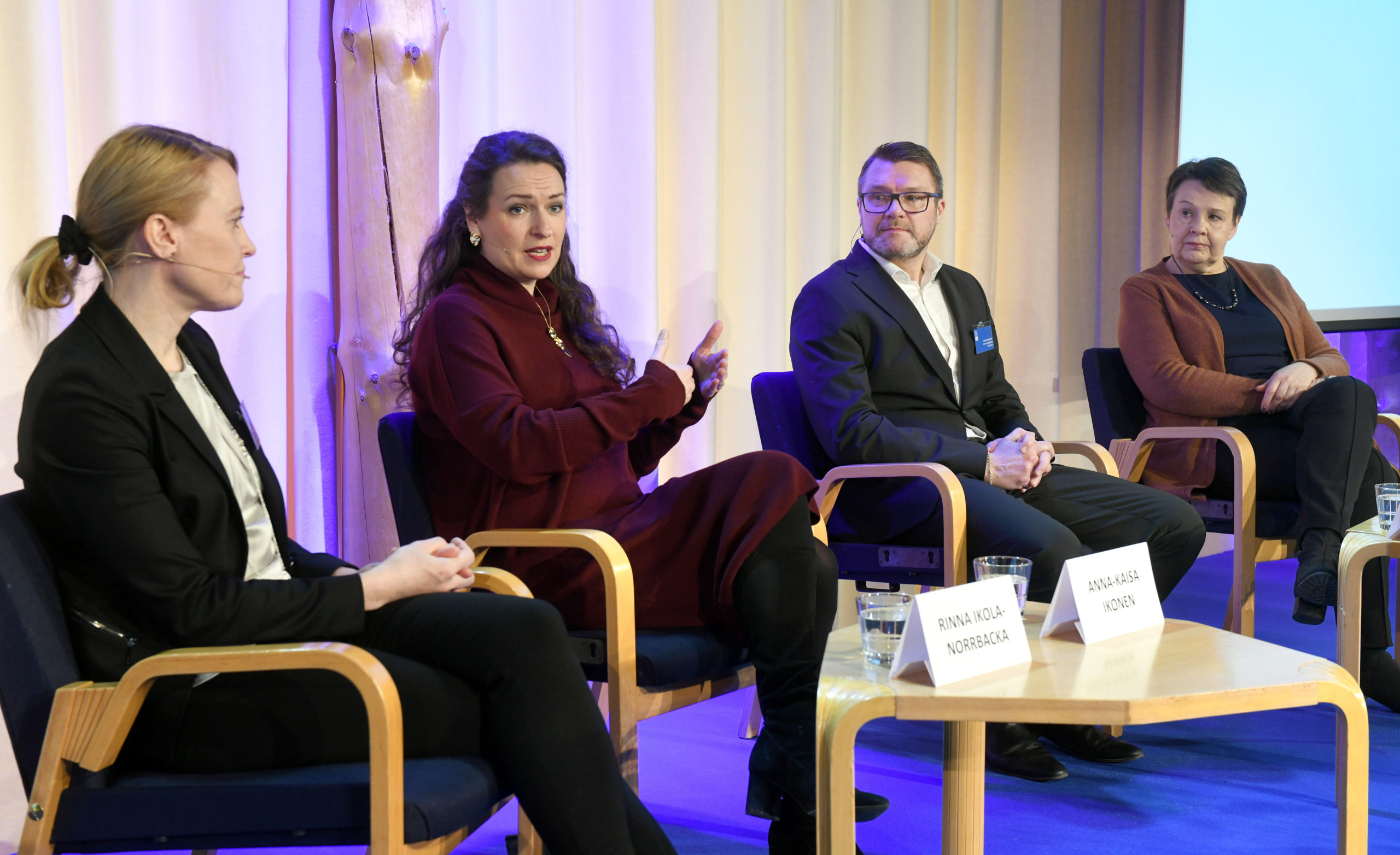 Kunta- ja hyvinvointialuejohtajat painottivat sairauksien ja ongelmien ennaltaehkäisyä sekä yhteistyötä