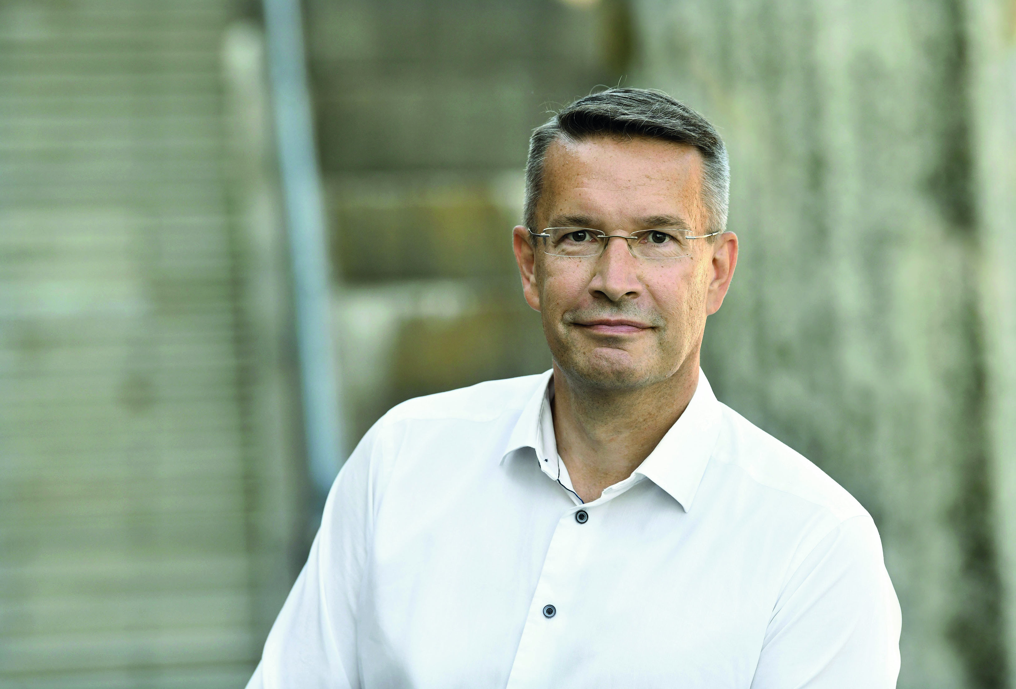 Kunnat ja hyvinvointialueet yhdyspinnoilla – miten poistetaan rypyt yhteistyöstä?